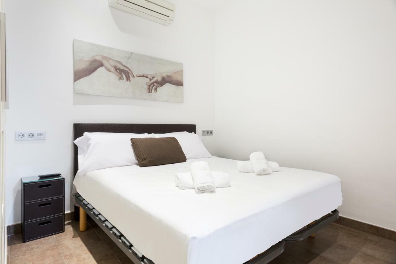 Stay U-Nique Apartments Eixample Center Barcelona Luaran gambar
