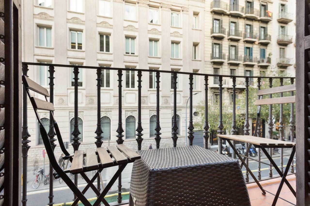 Stay U-Nique Apartments Eixample Center Barcelona Luaran gambar