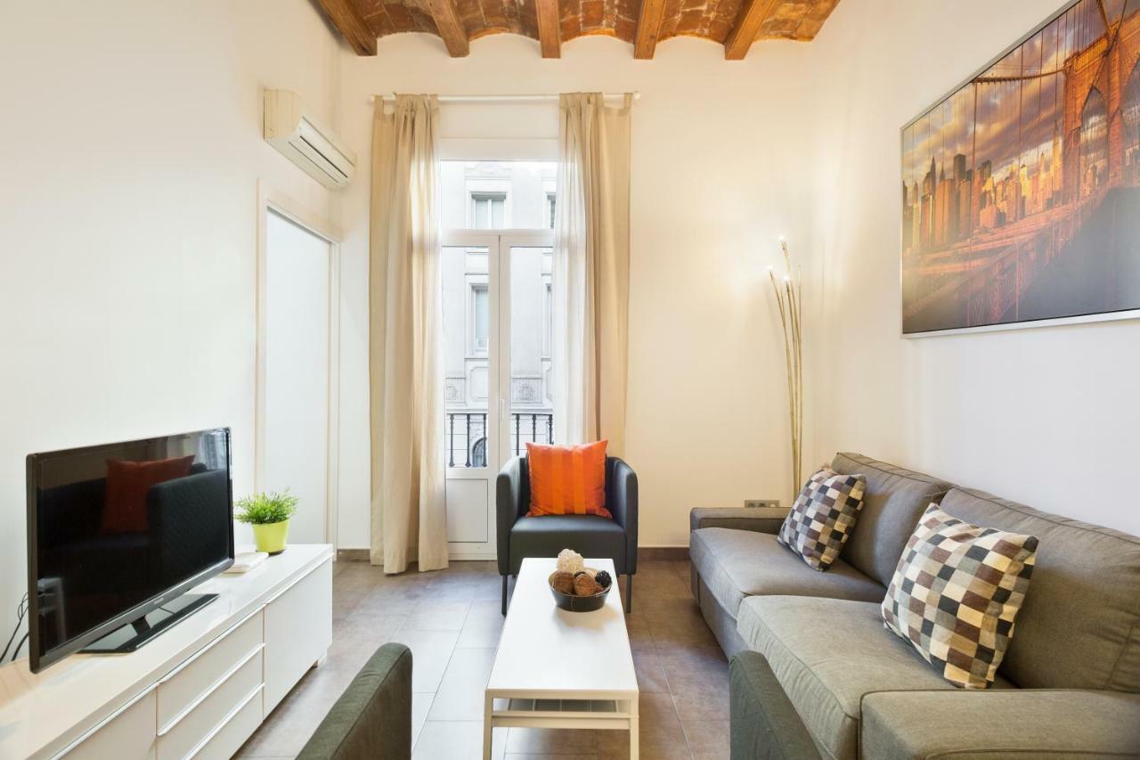 Stay U-Nique Apartments Eixample Center Barcelona Luaran gambar