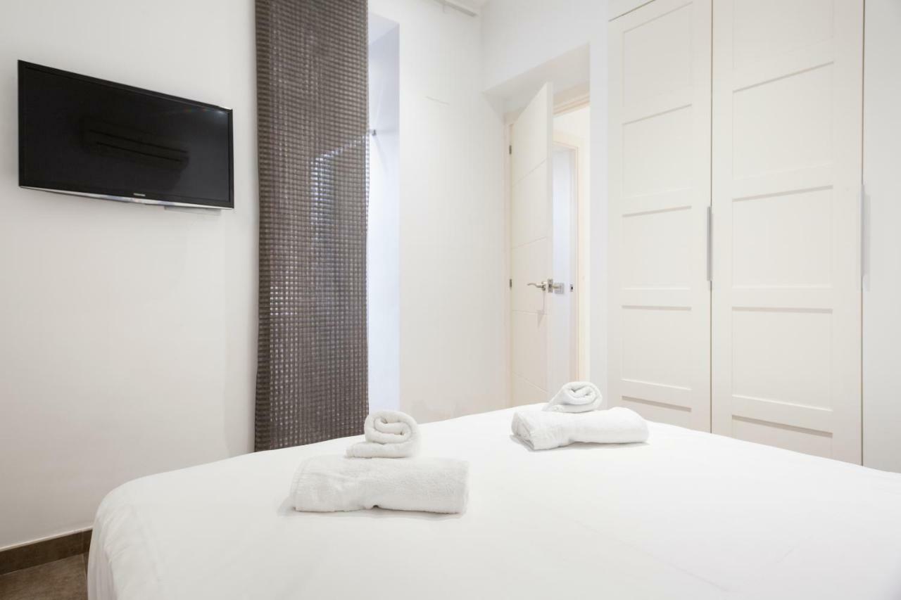 Stay U-Nique Apartments Eixample Center Barcelona Luaran gambar